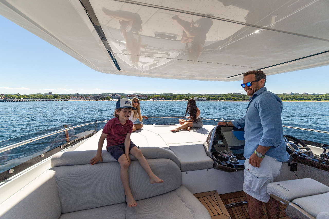 Galeon 800 FLY Lifestyle image 4