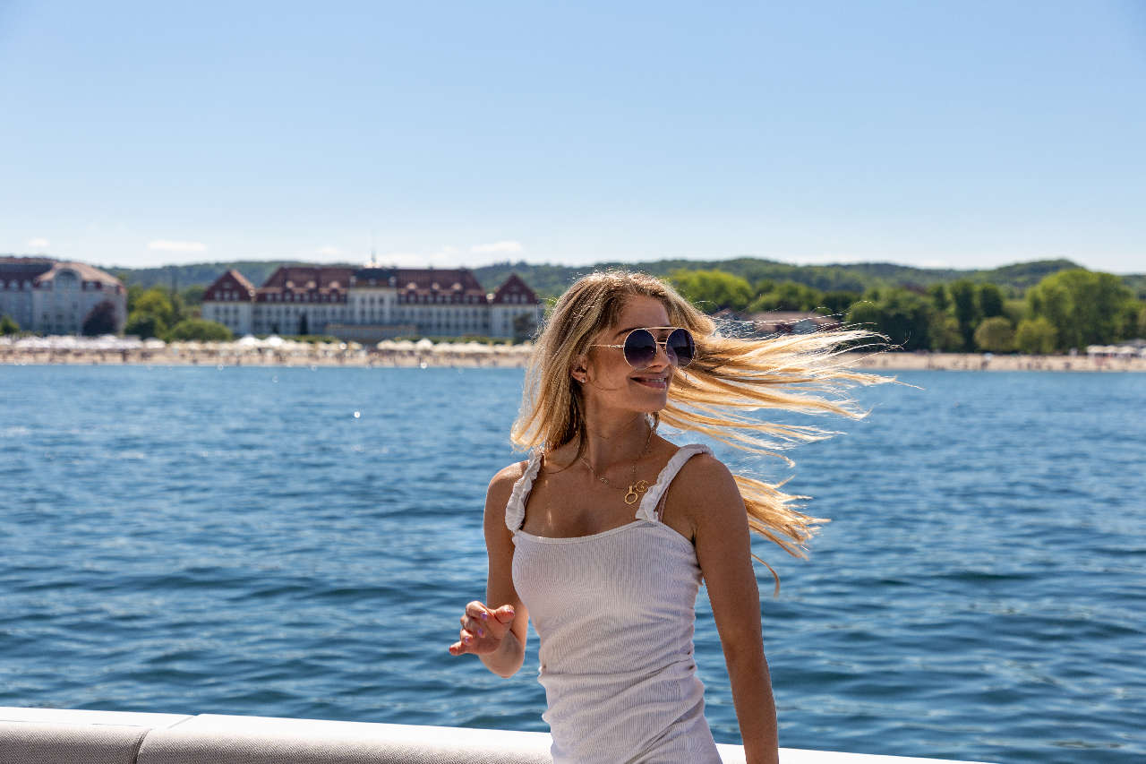 Galeon 800 FLY Lifestyle image 11