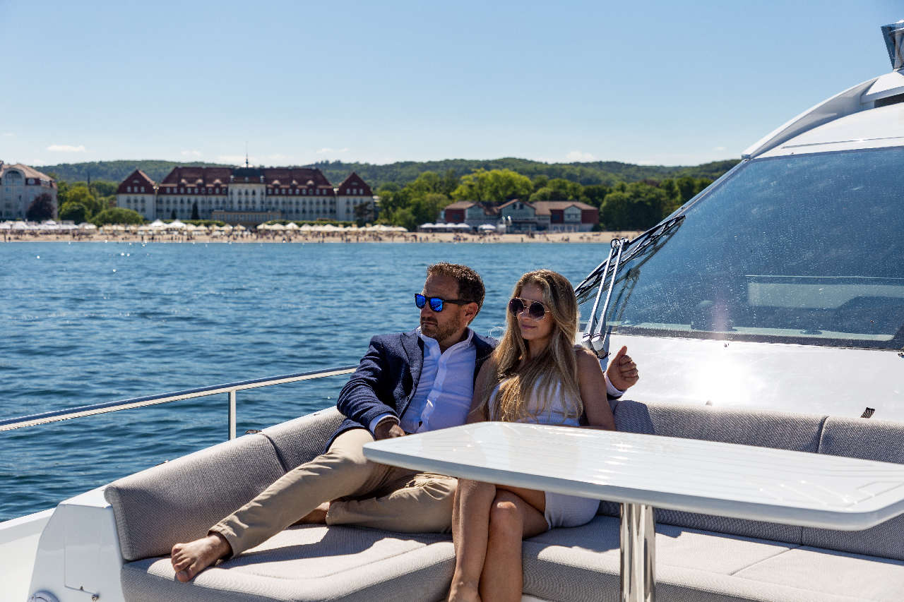 Galeon 800 FLY Lifestyle image 13