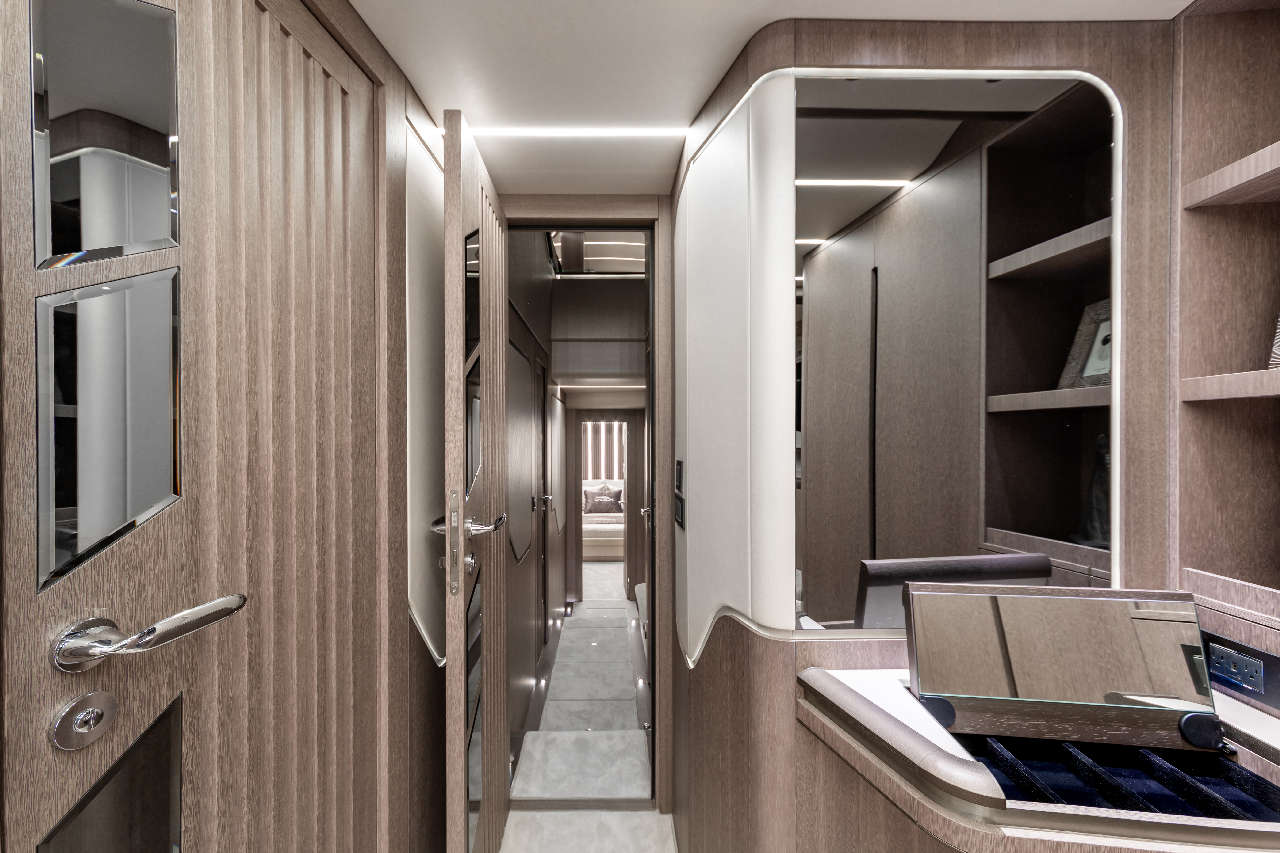 Galeon 800 FLY Internal image 22