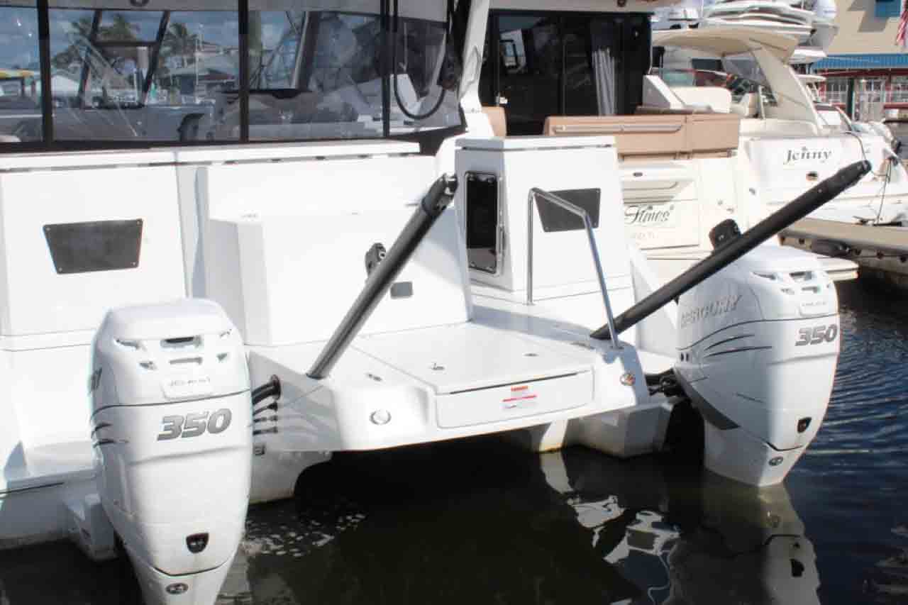 Aquila 32 Features image 1