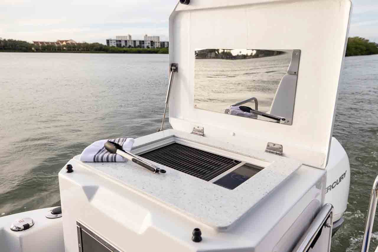 Aquila 32 Features image 11
