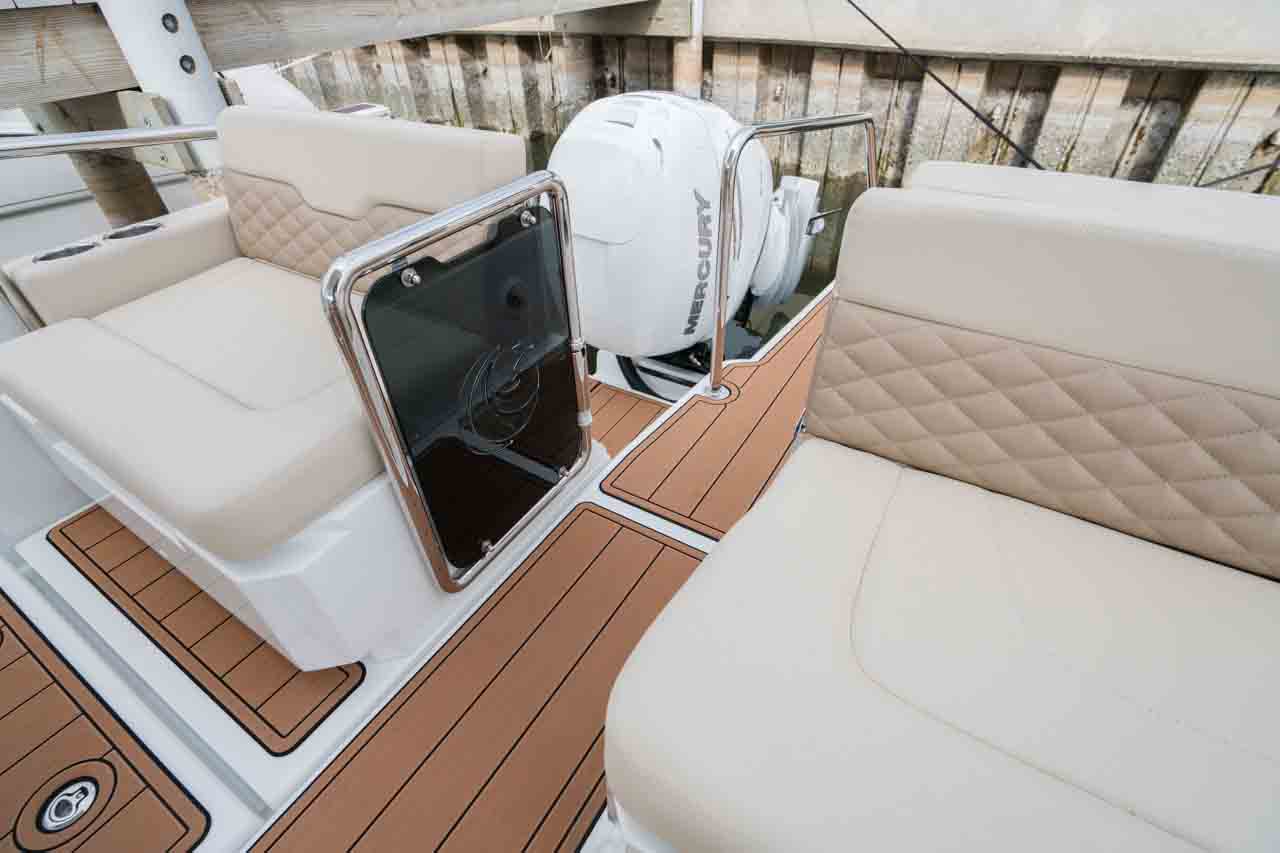 Aquila 32 Features image 24