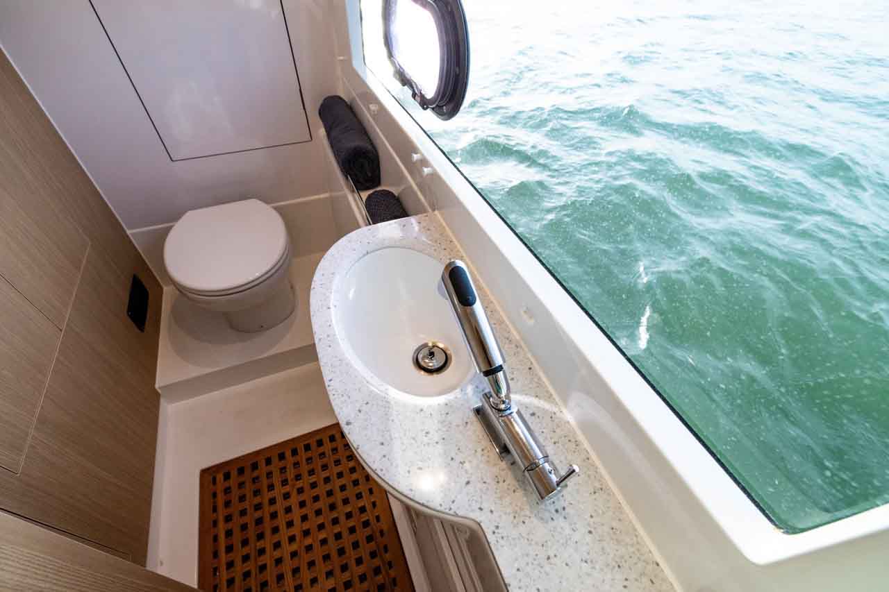 Aquila 36 Internal image 4