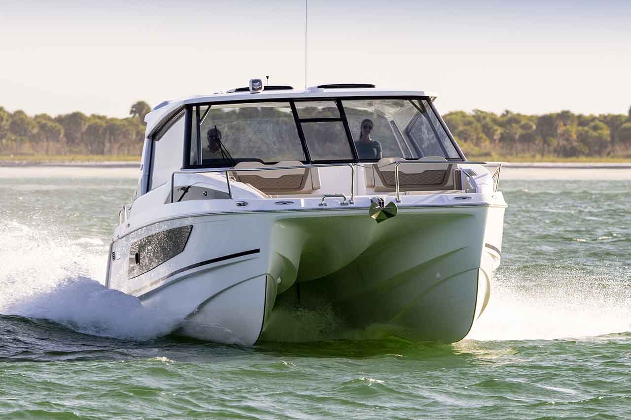 Aquila 36 Lifestyle image 1
