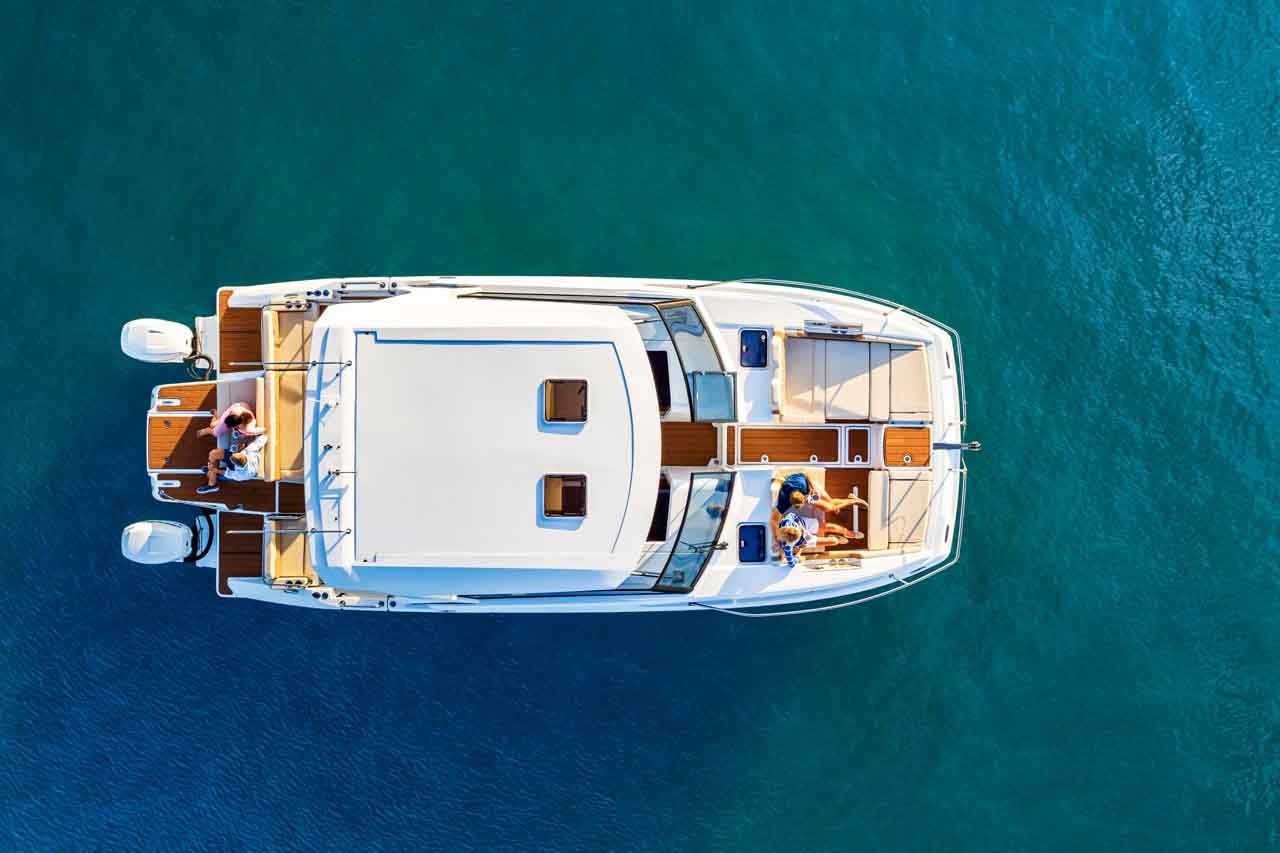 Aquila 36 Lifestyle image 4