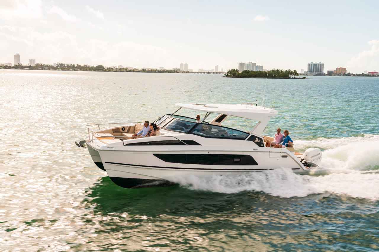Aquila 36 Lifestyle image 15