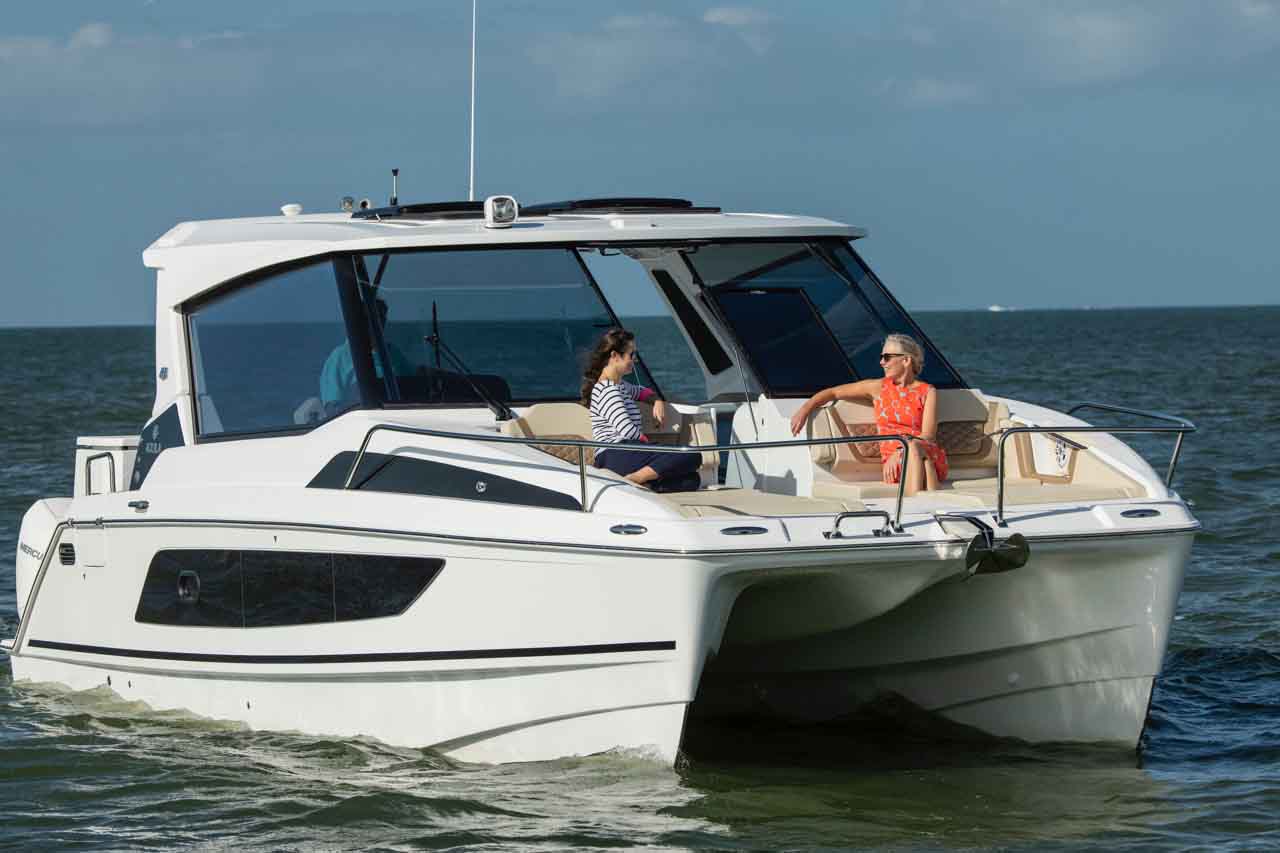 Aquila 36 Lifestyle image 21