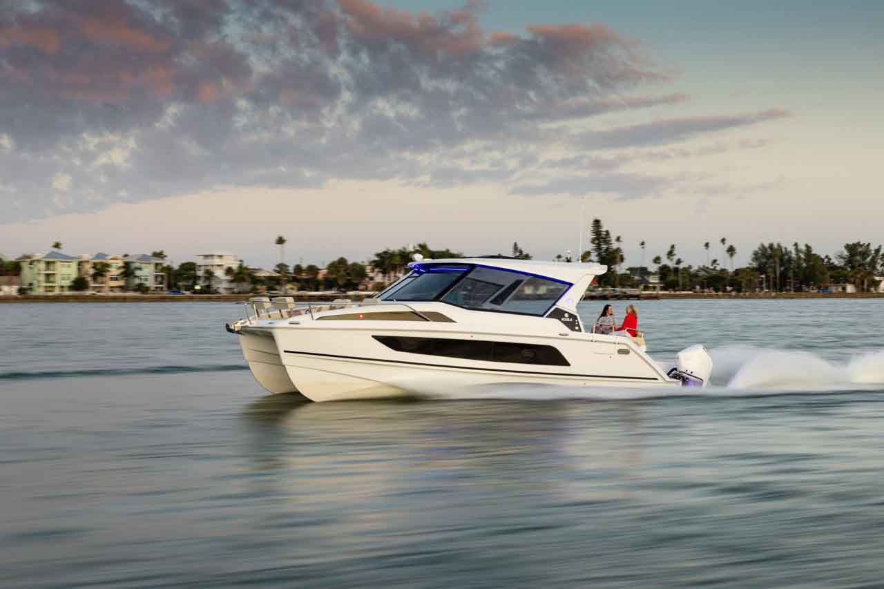Aquila 36 Lifestyle image 26