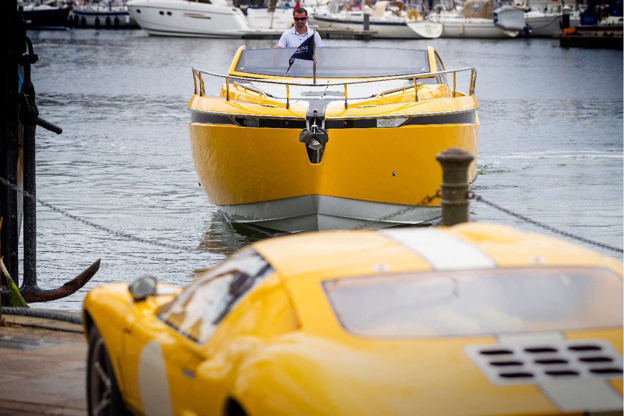 Fairline F//Line 33 External image 7
