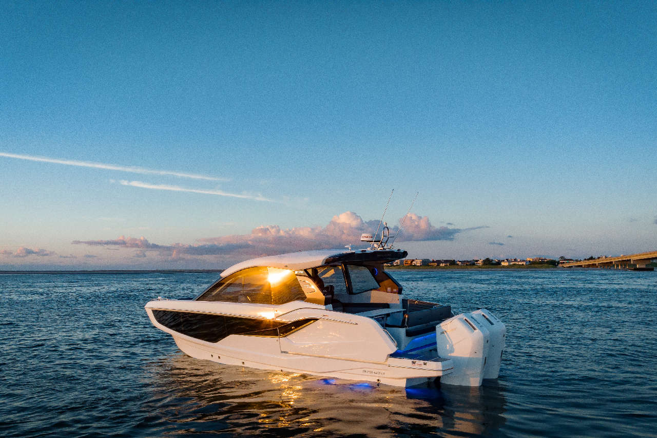 Galeon 375 GTO External image 2