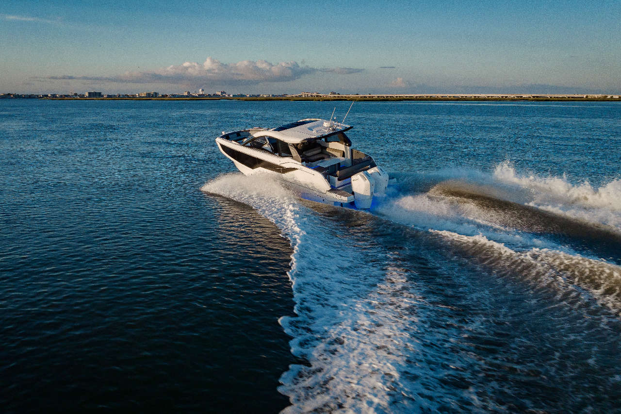 Galeon 375 GTO External image 5
