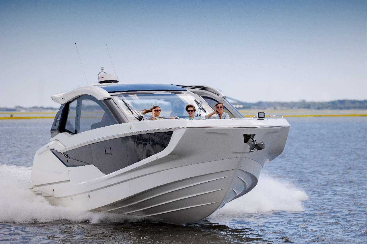 Galeon 375 GTO Lifestyle image 10