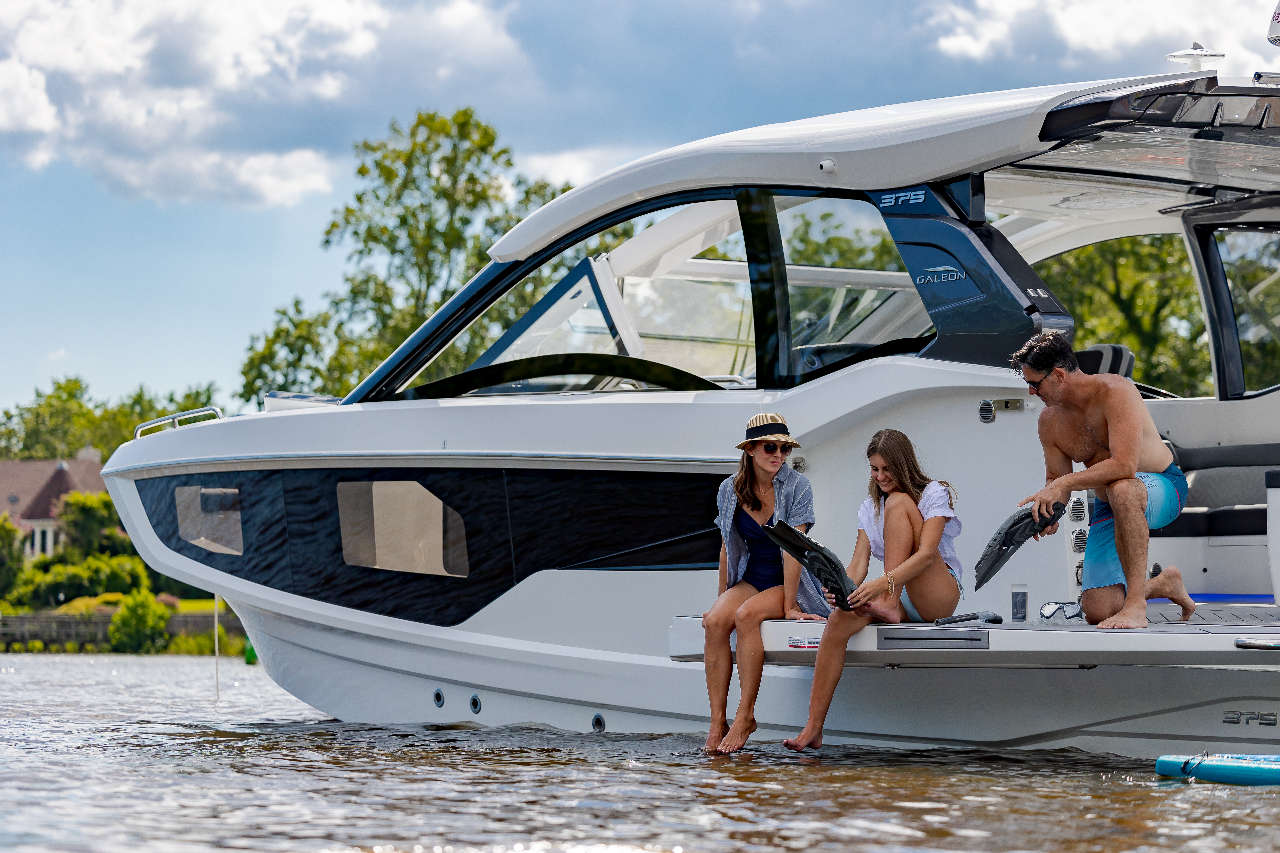 Galeon 375 GTO Lifestyle image 13