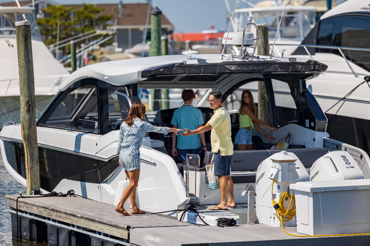 Galeon 375 GTO Lifestyle image 7
