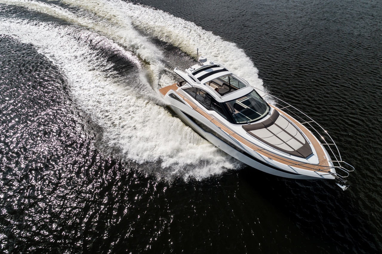 Galeon 405 HTS External image 16