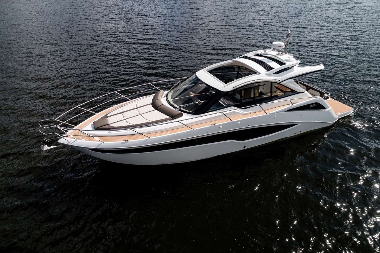 Galeon 405 HTS External image 17