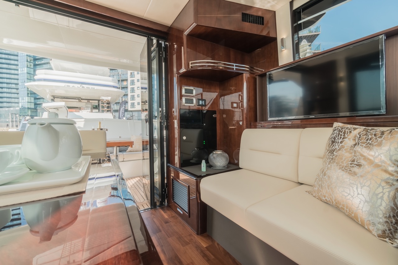 Galeon 400 FLY Internal image 16