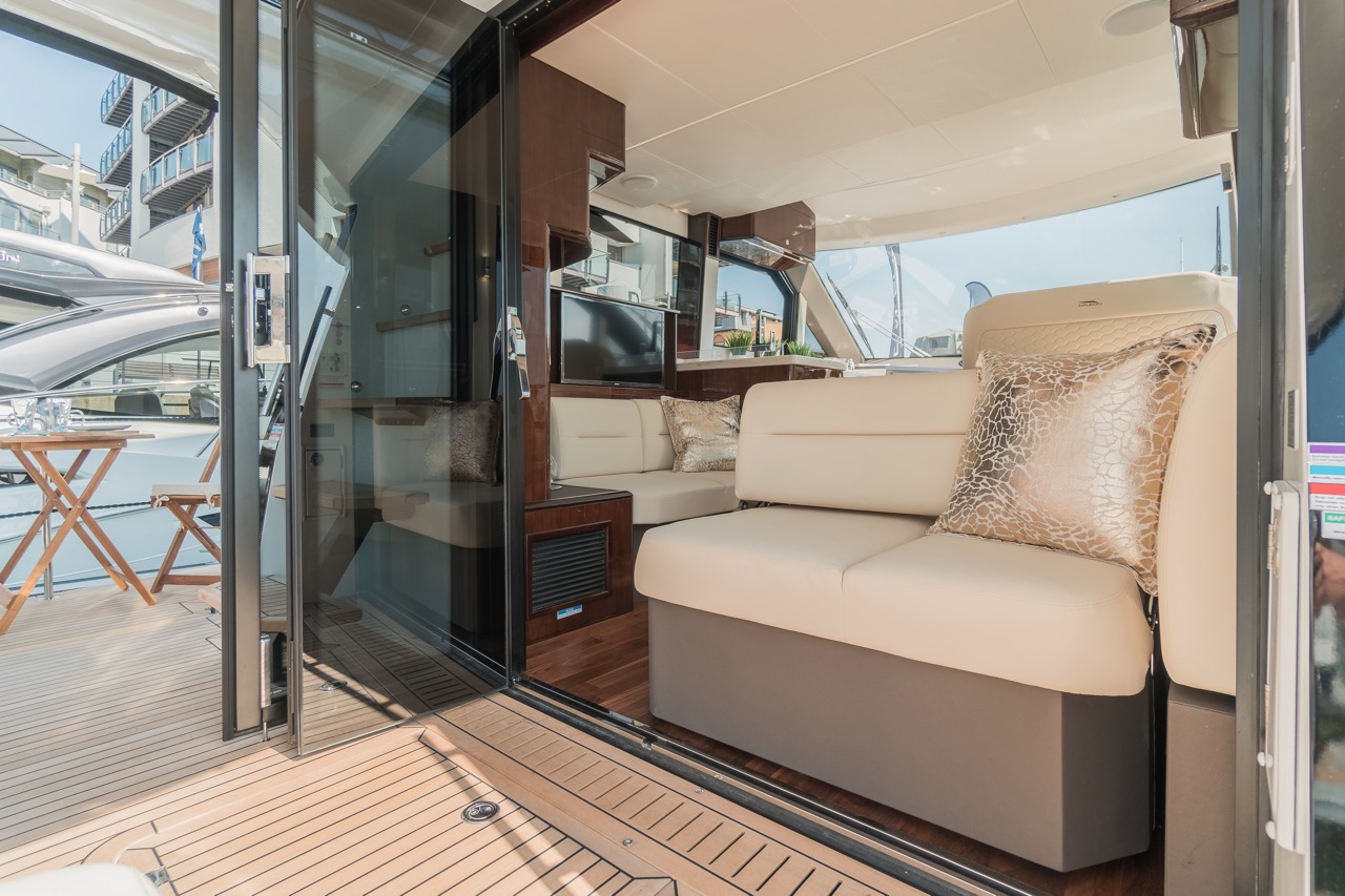 Galeon 400 FLY Internal image 32