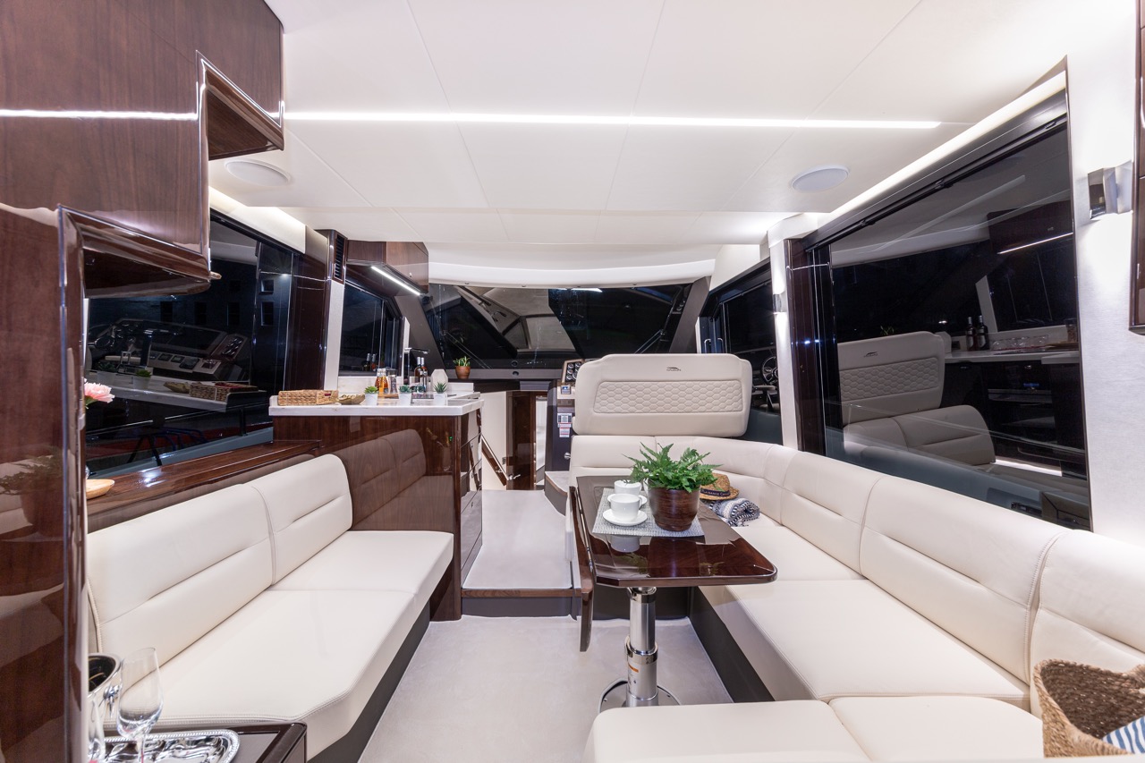 Galeon 400 FLY Internal image 11