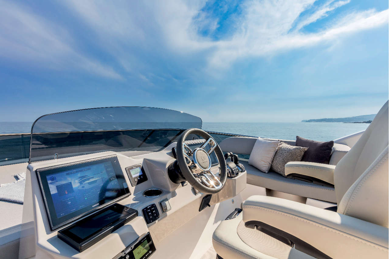 Absolute Navetta 48 Interior image 1