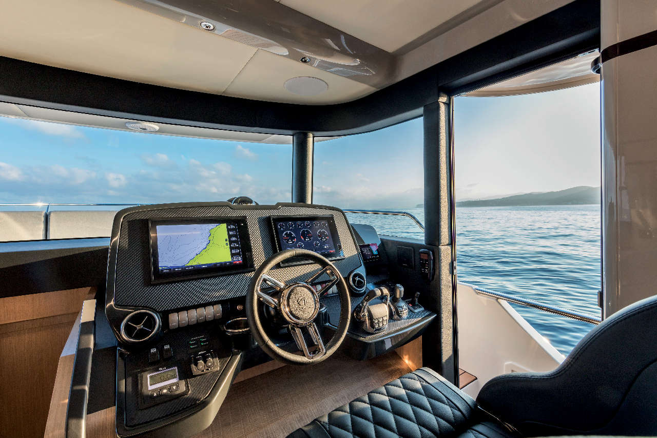 Absolute Navetta 48 Interior image 5