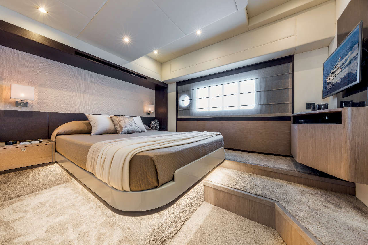 Absolute Navetta 48 Interior image 13
