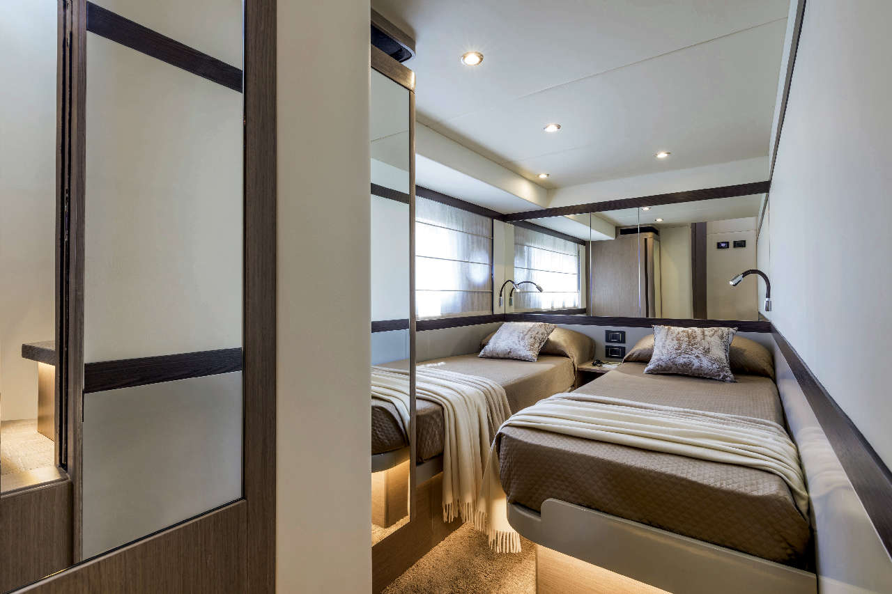 Absolute Navetta 48 Interior image 17