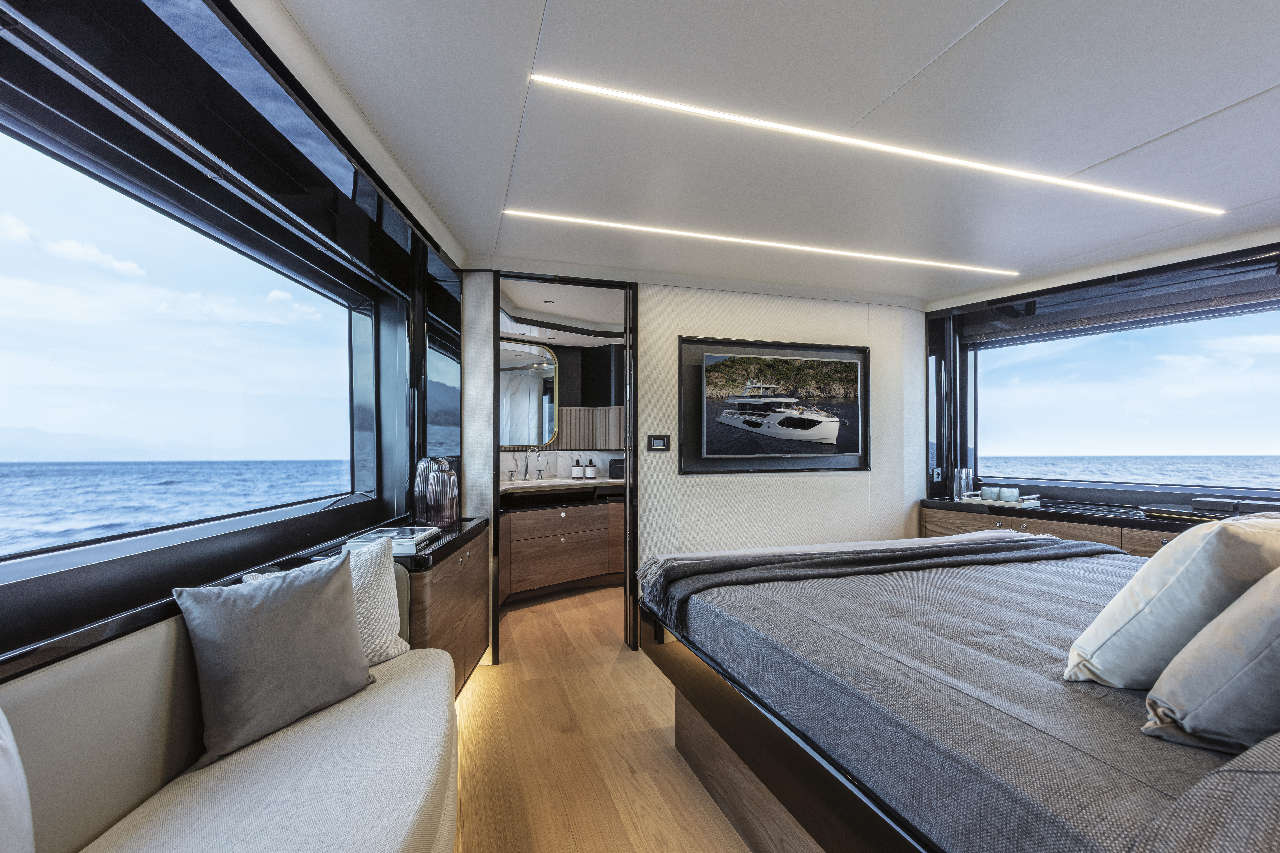 Absolute Navetta 64 Interior image 24