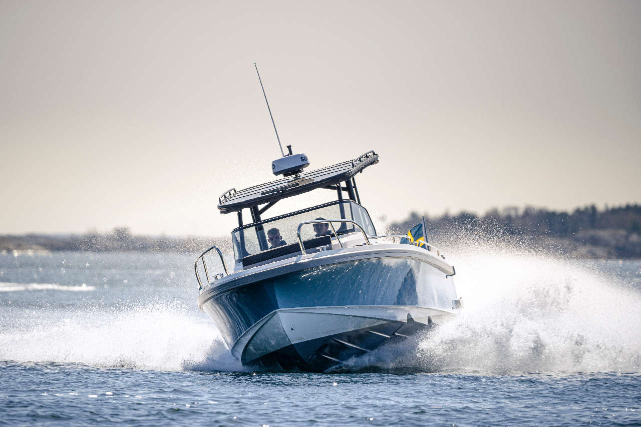 Nimbus Tender 9 External image 14