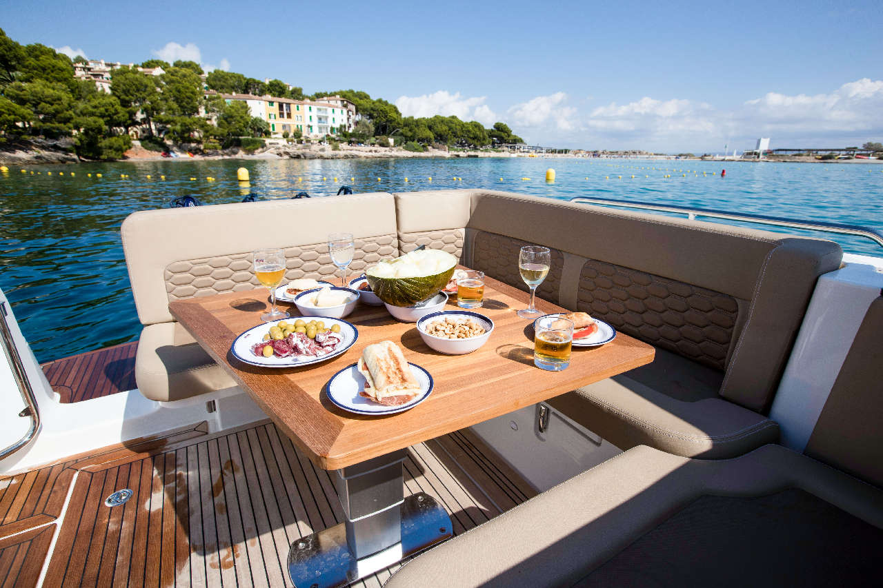 Nimbus 305 Drophead Lifestyle image 14